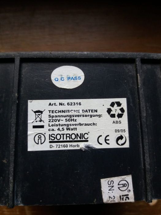 Aparat cu ultrasunete antisoareci/sobolani / insecte ULTRASONIC ISOTRO