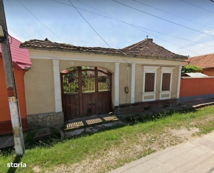 Casa saseasca de vanzare
