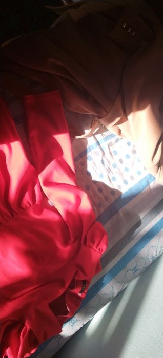 Красное платье, плотное