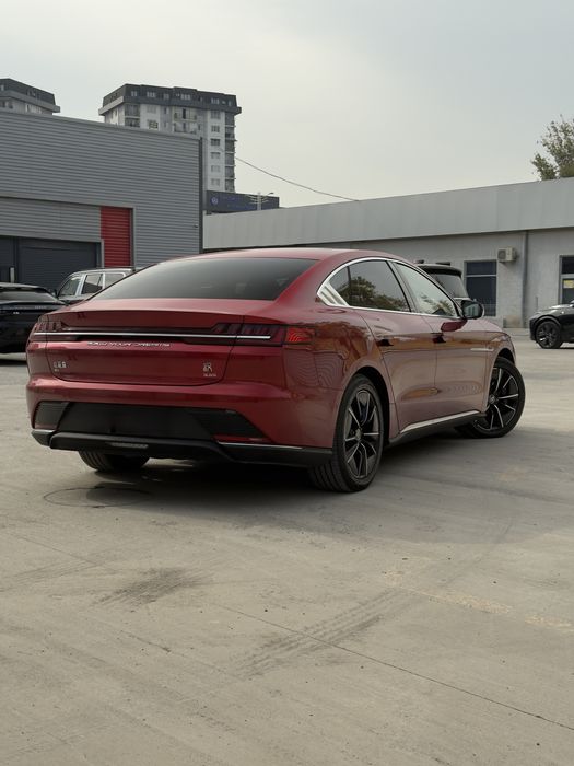 Byd Han Zeekr Lixiang Aito Deepal Tesla Lynk&Co Leapmotor