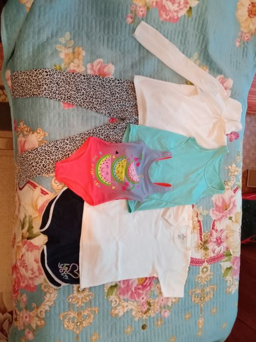 Продам пакет детских вещей