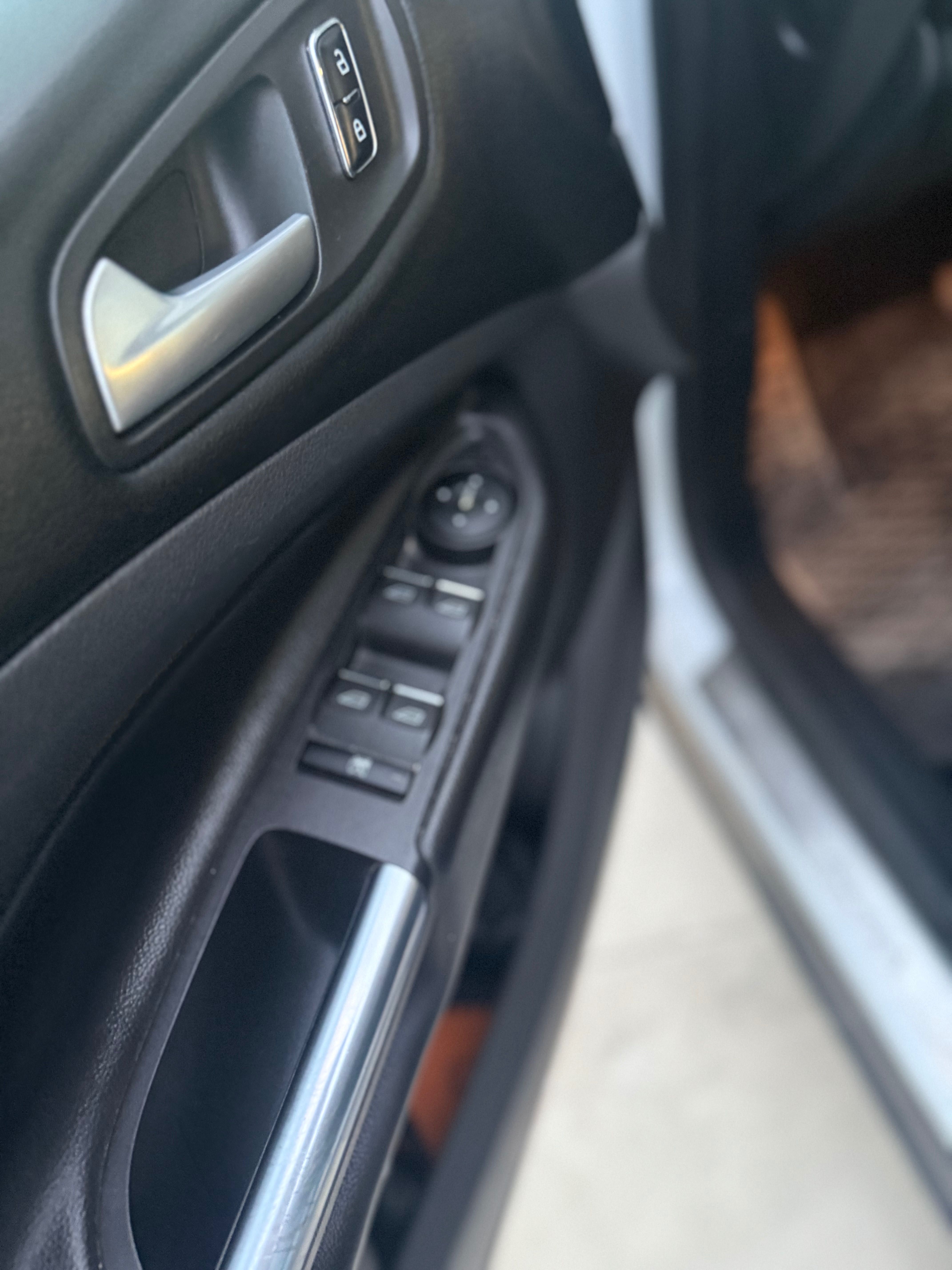 Ford kuga 4x4 automata
