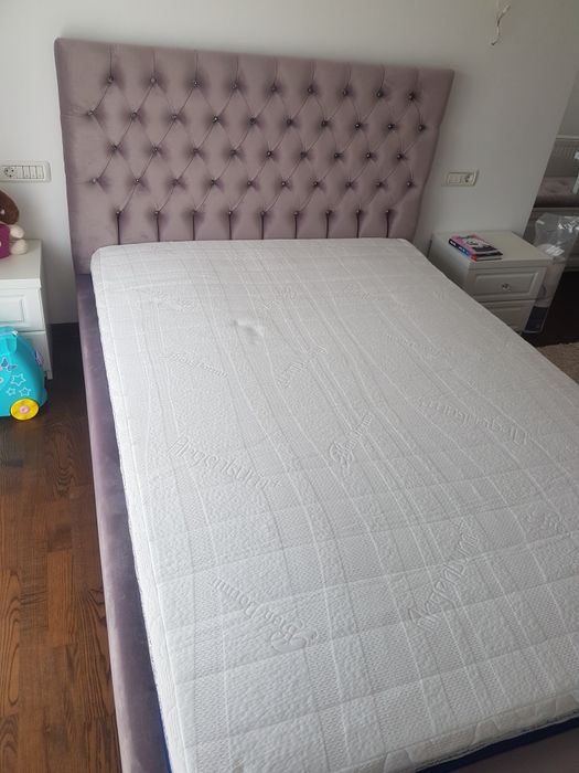 Pat tapitat ,chesterfield