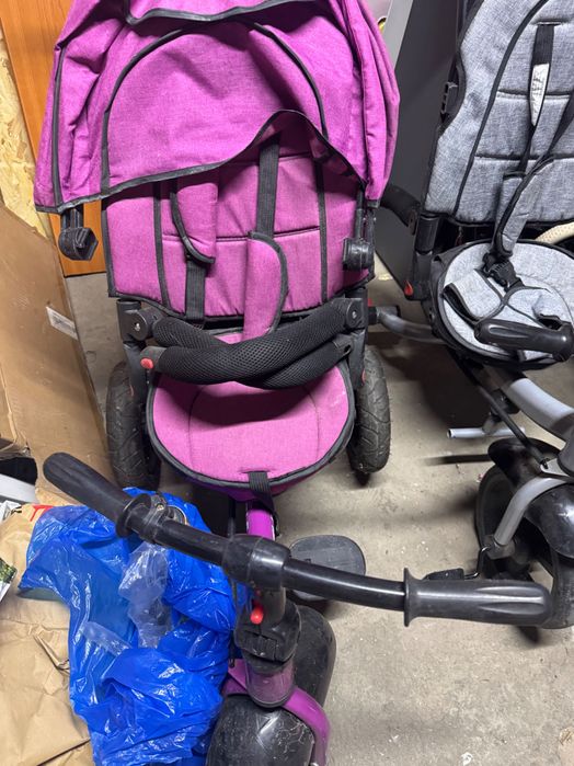 Vand triciclete copiii