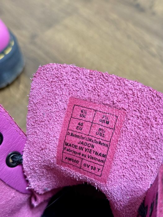 Обувки Dr. Martens, неразличими от нови, в изключително състояние!