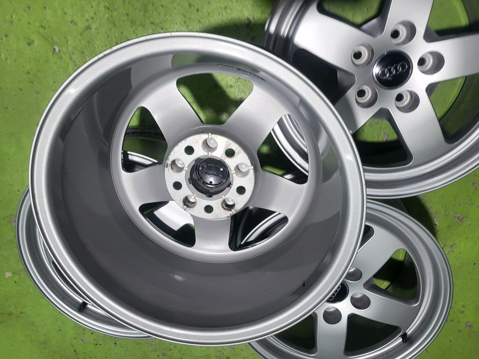 16 5x112 Audi a3 A4 Vw Passat Touran Caddy golf 5х112