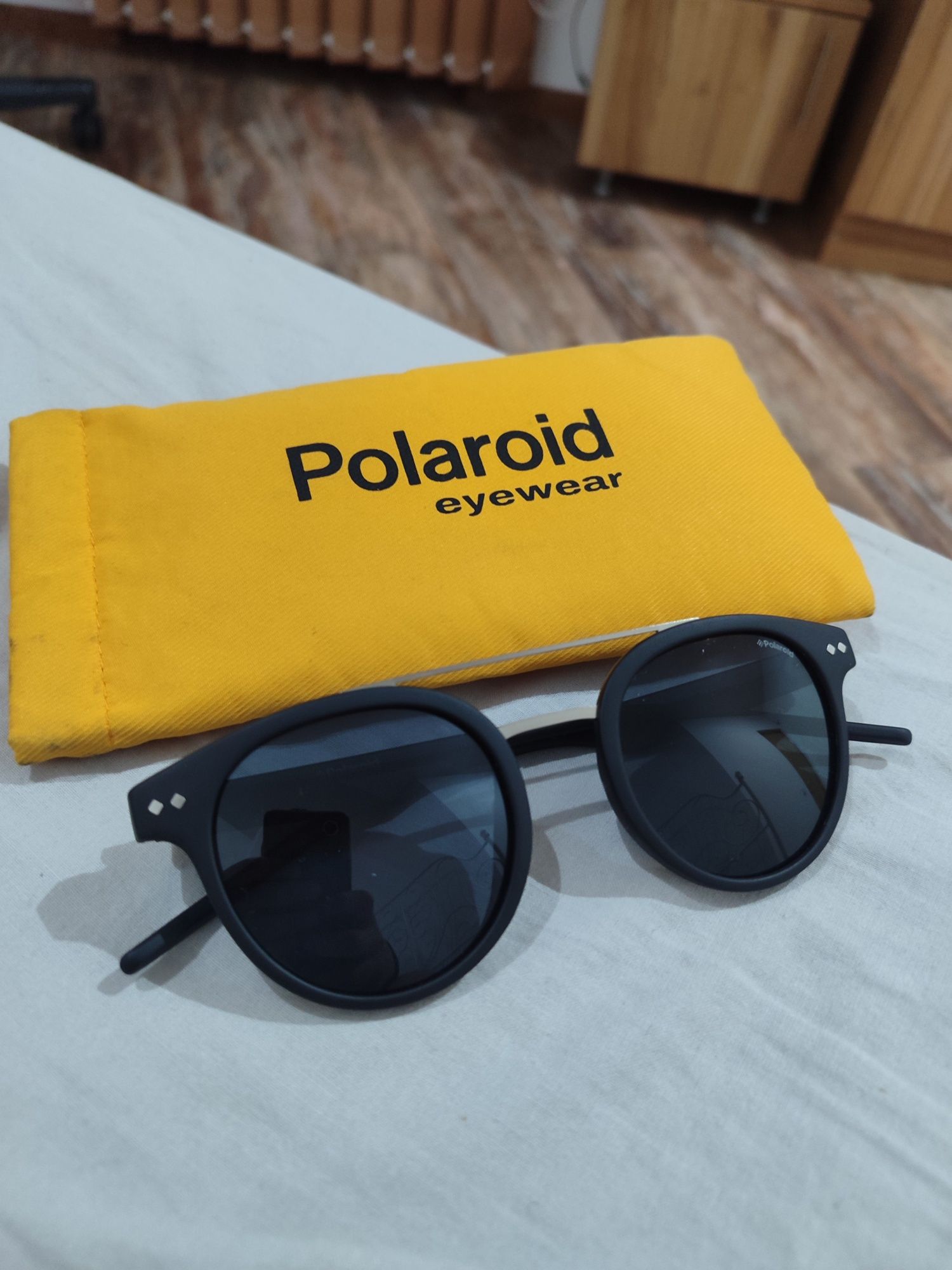 Продавам очила polaroid