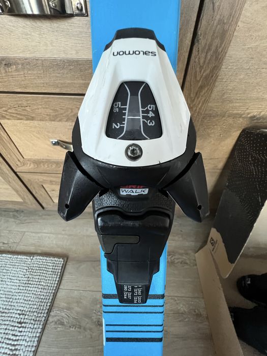 Schiuri elvetiene STOKLI RACE TEAM 130 cm cu legaturi SALOMON