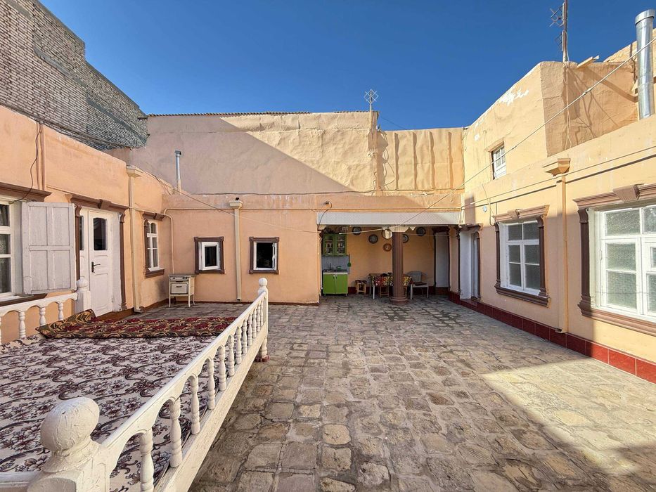 TAYYOR 3 sotiqli markazdan hovli sotiladi