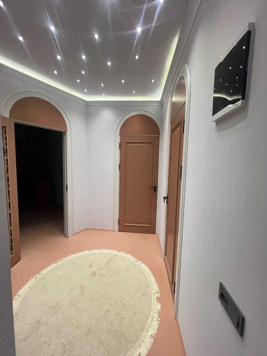 Aeraport hududida kvartira zudlik bilan sotiladi!