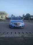 Vând mercedes E350