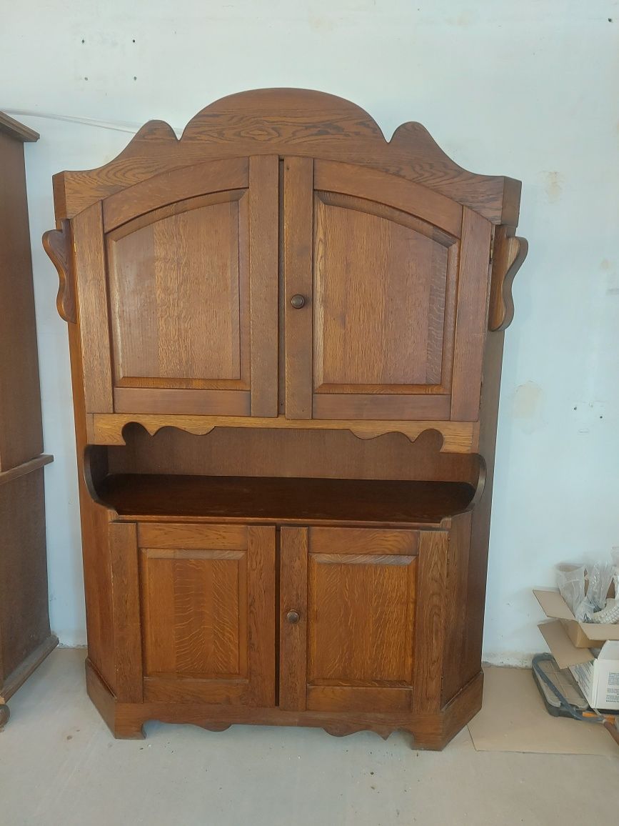 Продавам шкаф от Франция