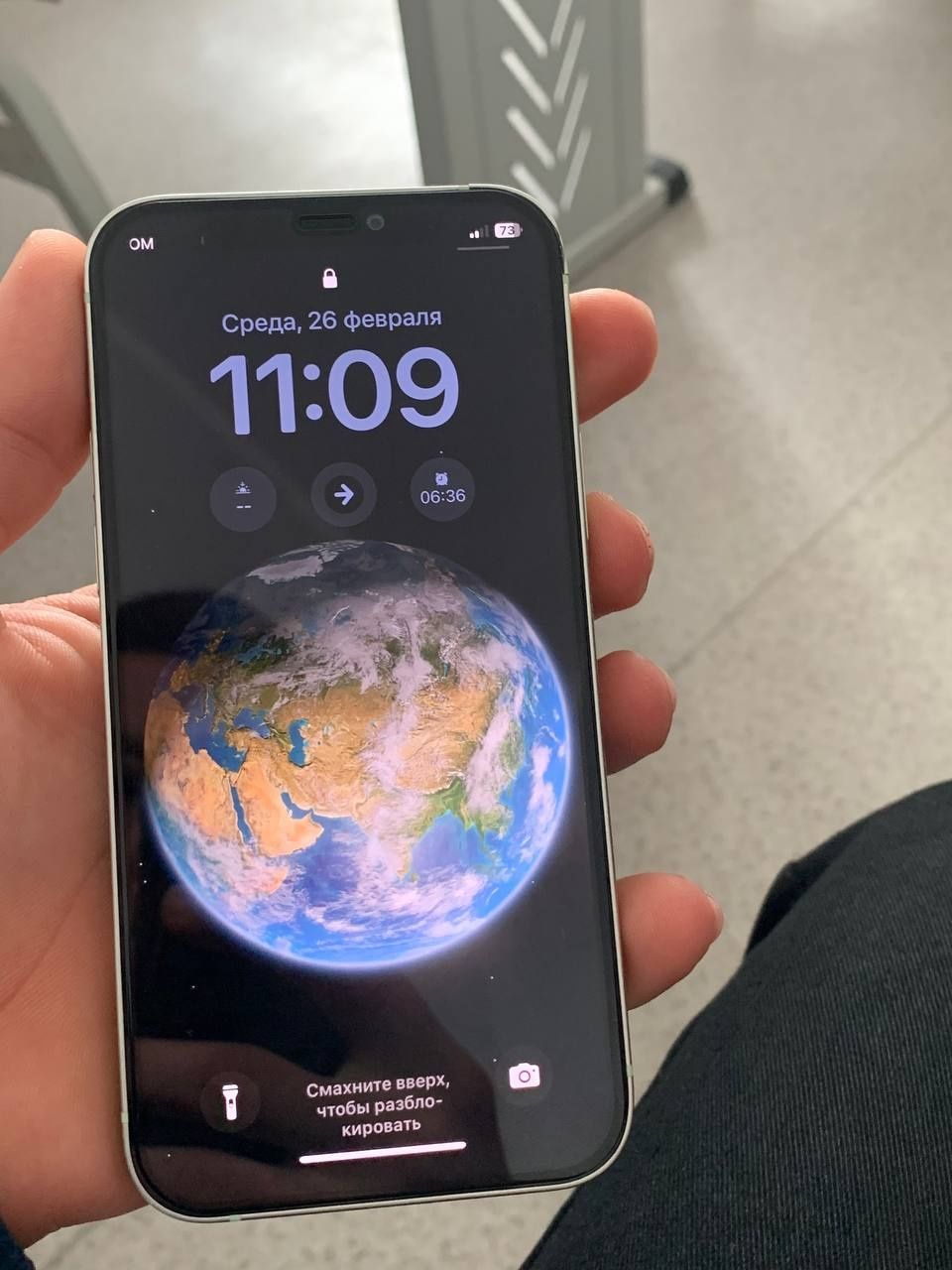 Iphone 12 sotiladi