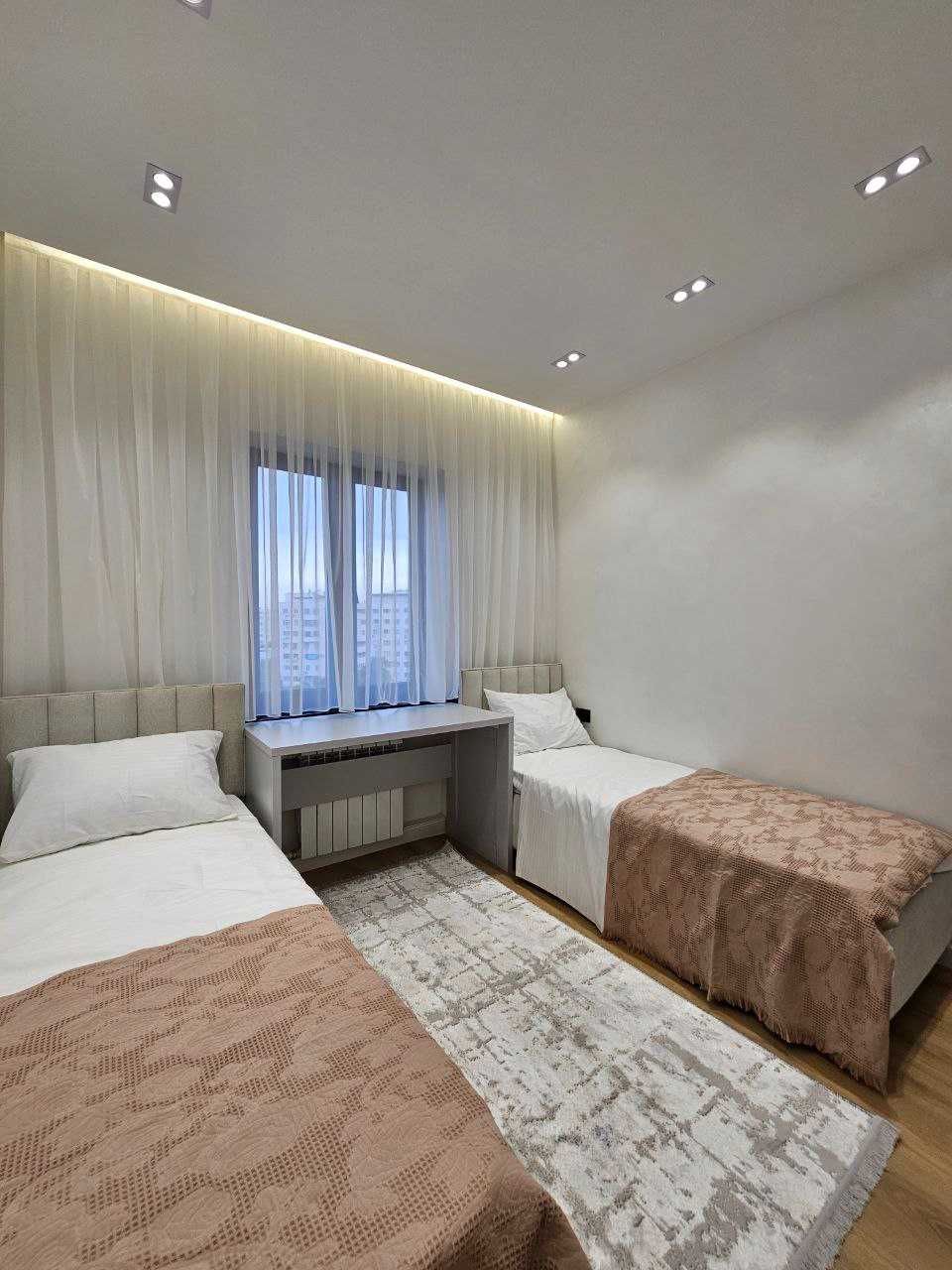 Госпитальный рынок ориентир мирабад авеню 4/8/9 90м²