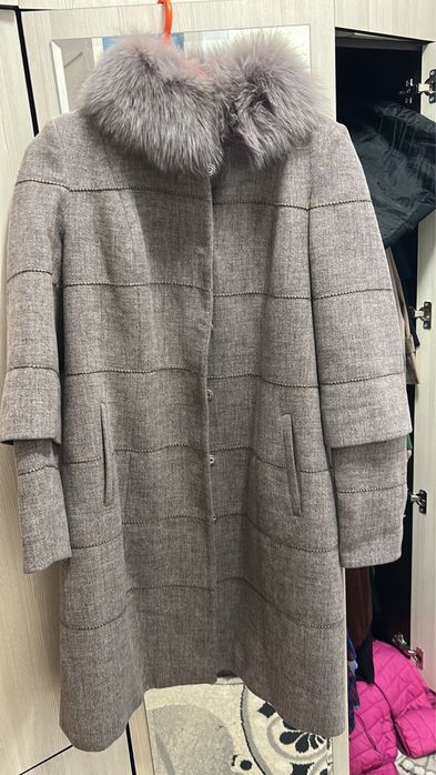 пальто сатылады!!