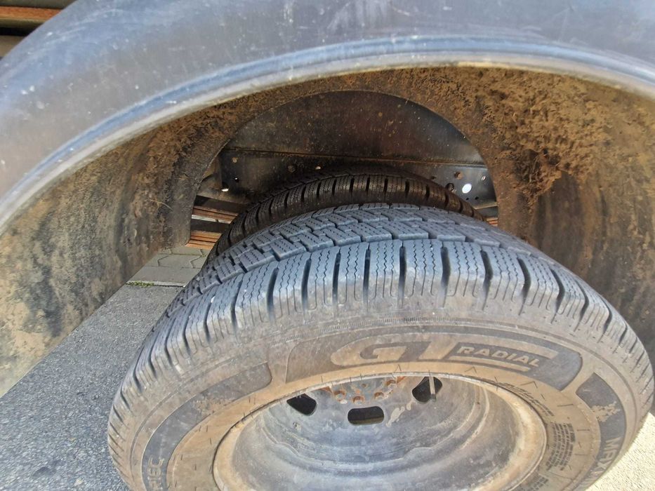 Iveco Daily Basculabil 3 Parti 35C15