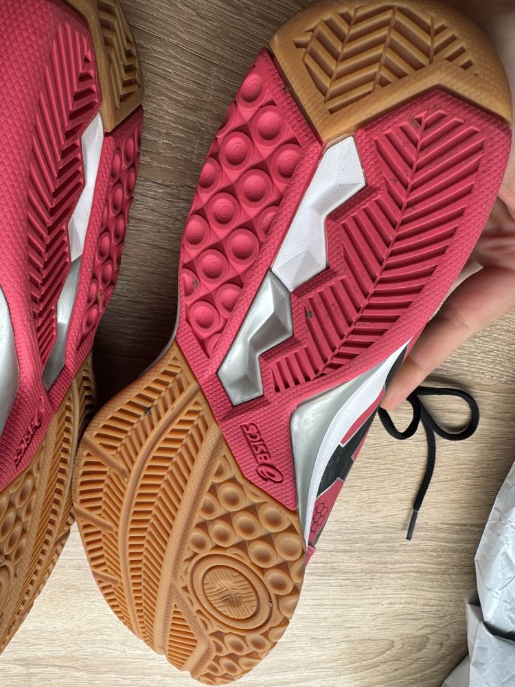 Маратонки Asics