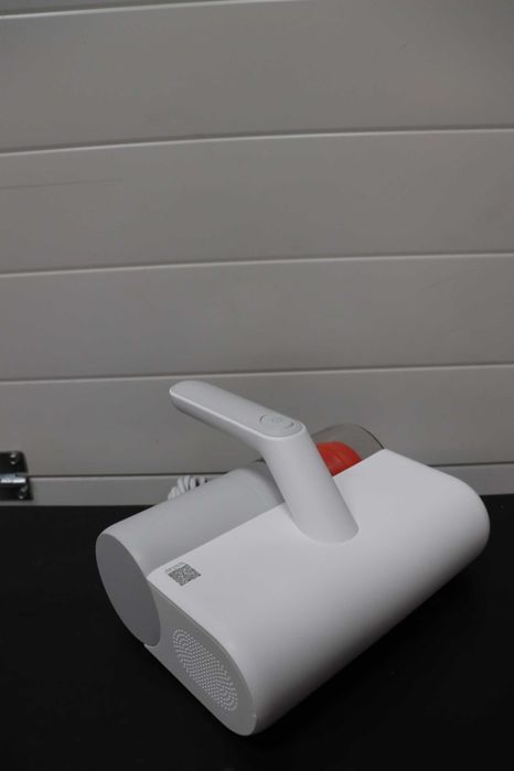 XIAOMI Dust Mite Vacuum 2 Всмукателна мощност 12000Pa, UV светлина