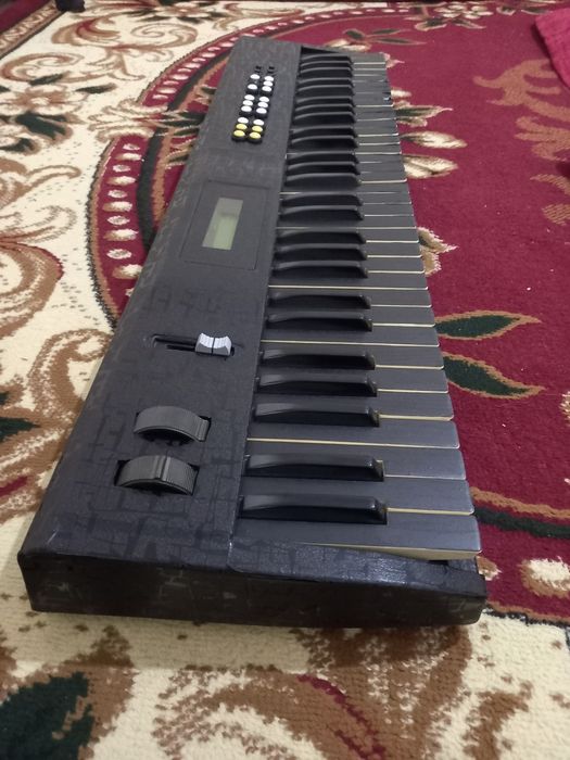 Korg X5 sotladi Srochnii