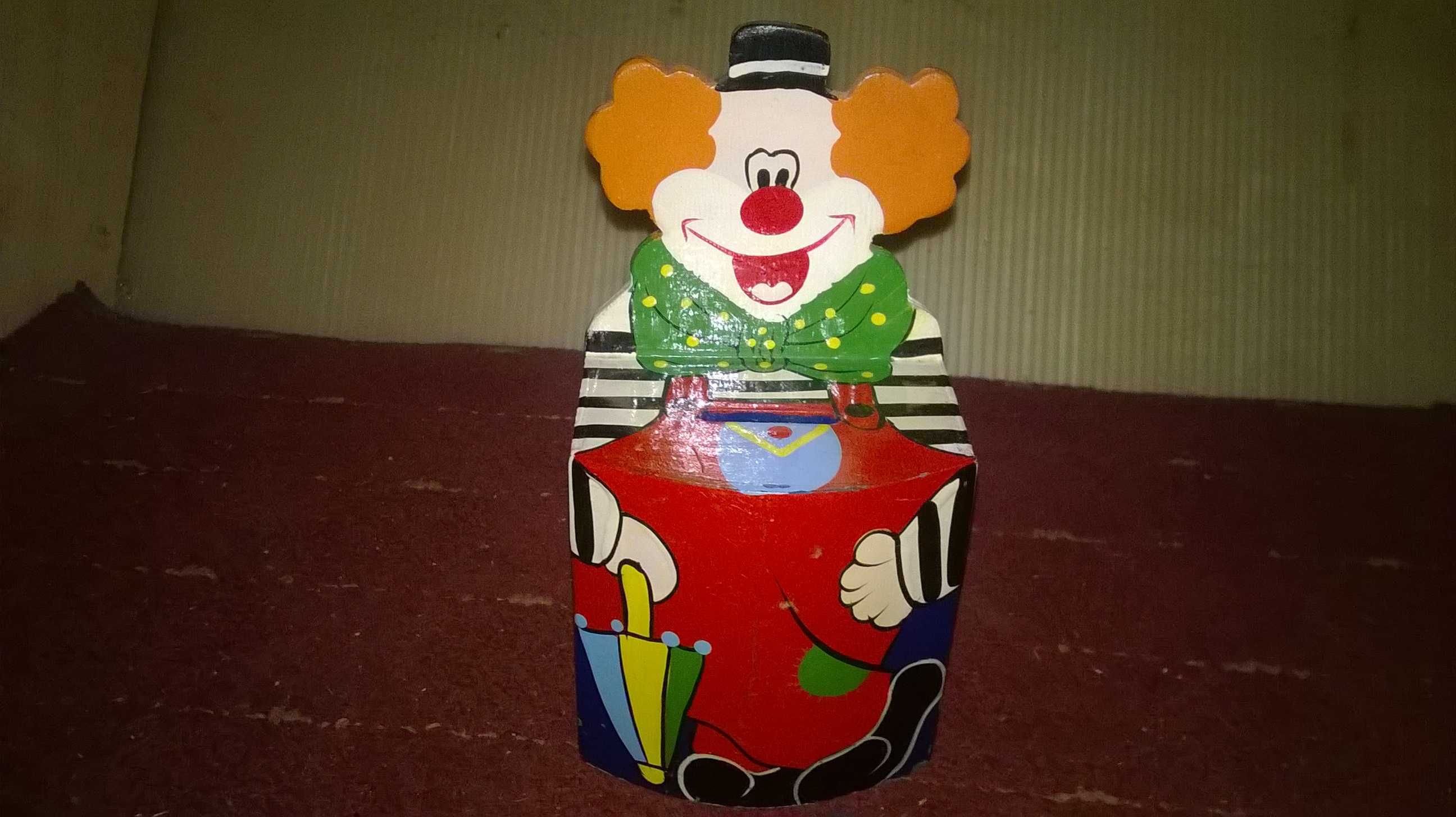 pusculita lemn clown clovn veche