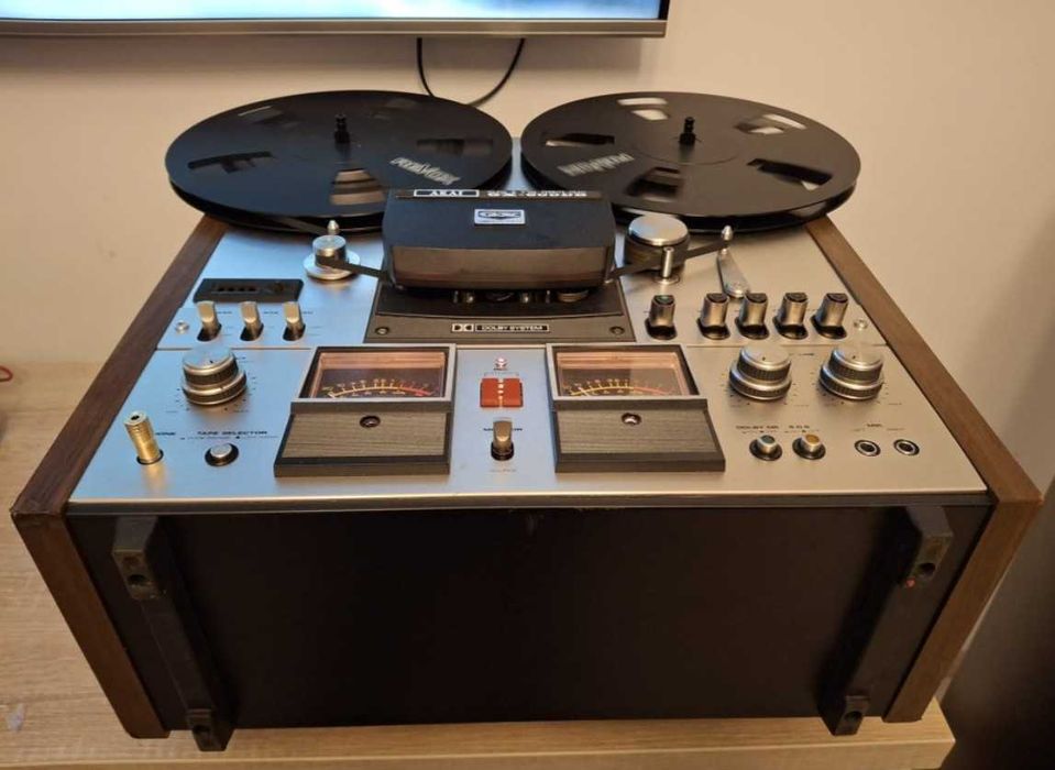 Magnetofon Akai GX 600 DB cu role REVOX