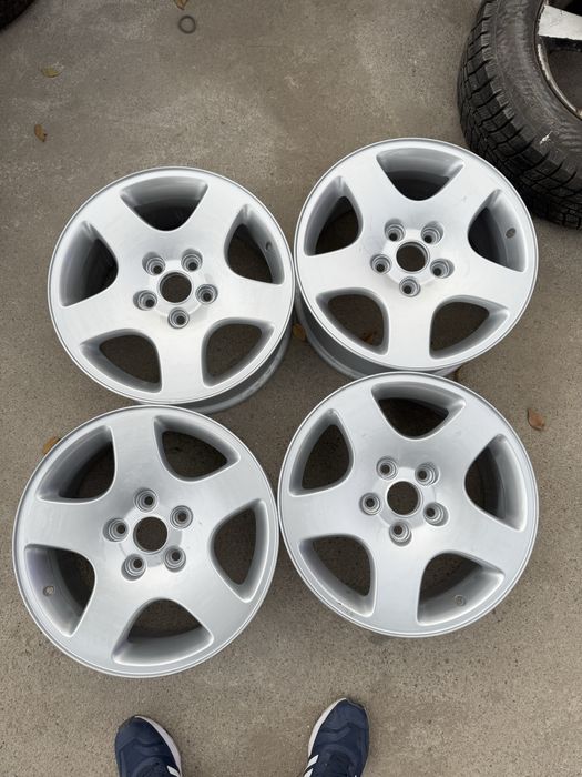 Титанка размер 16 привазной из Европы