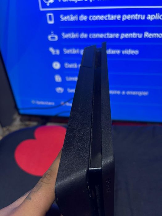 Ps4 slim 1tb spatiu
