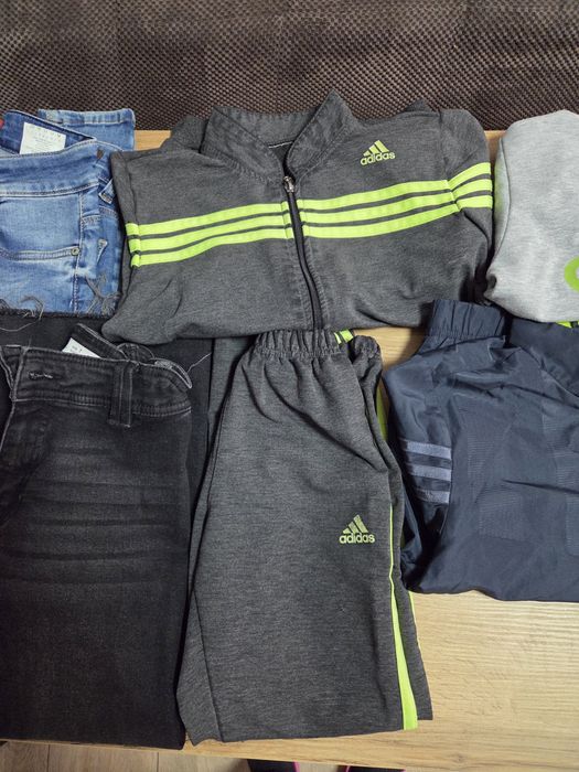 Детски дрехи-дънки, анцуг Адидас,палта