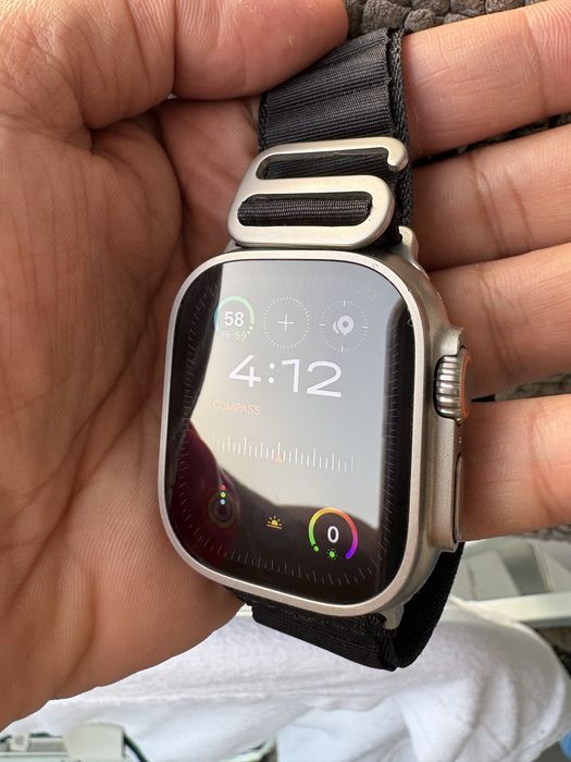 Apple Watch Ultra 2-49мм, титаний, 2 каишки и задядно