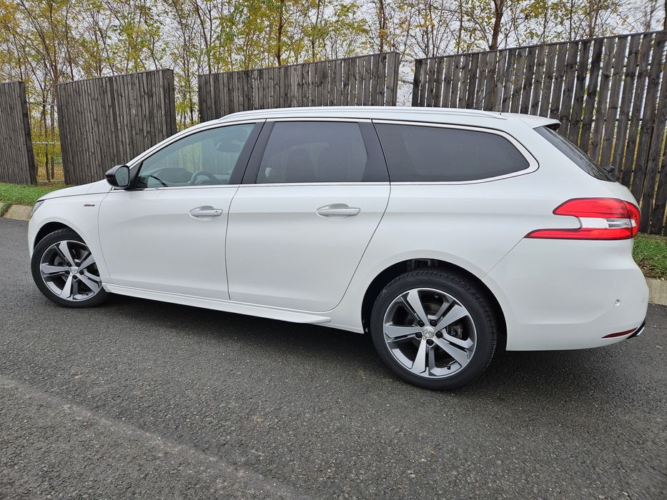 Peugeot 308 GT Line - Model Deosebit - Ireproșabil