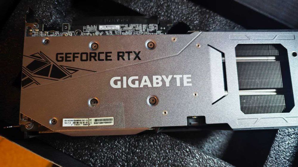 Видеокарта GIGABYTE GeForce RTX 3060 GAMING OC