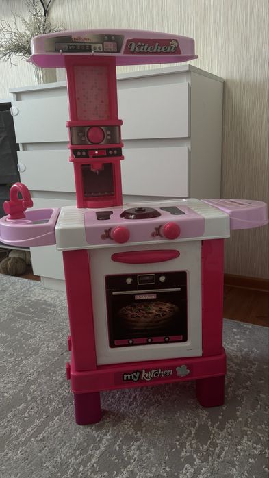 Продам детскую кухню