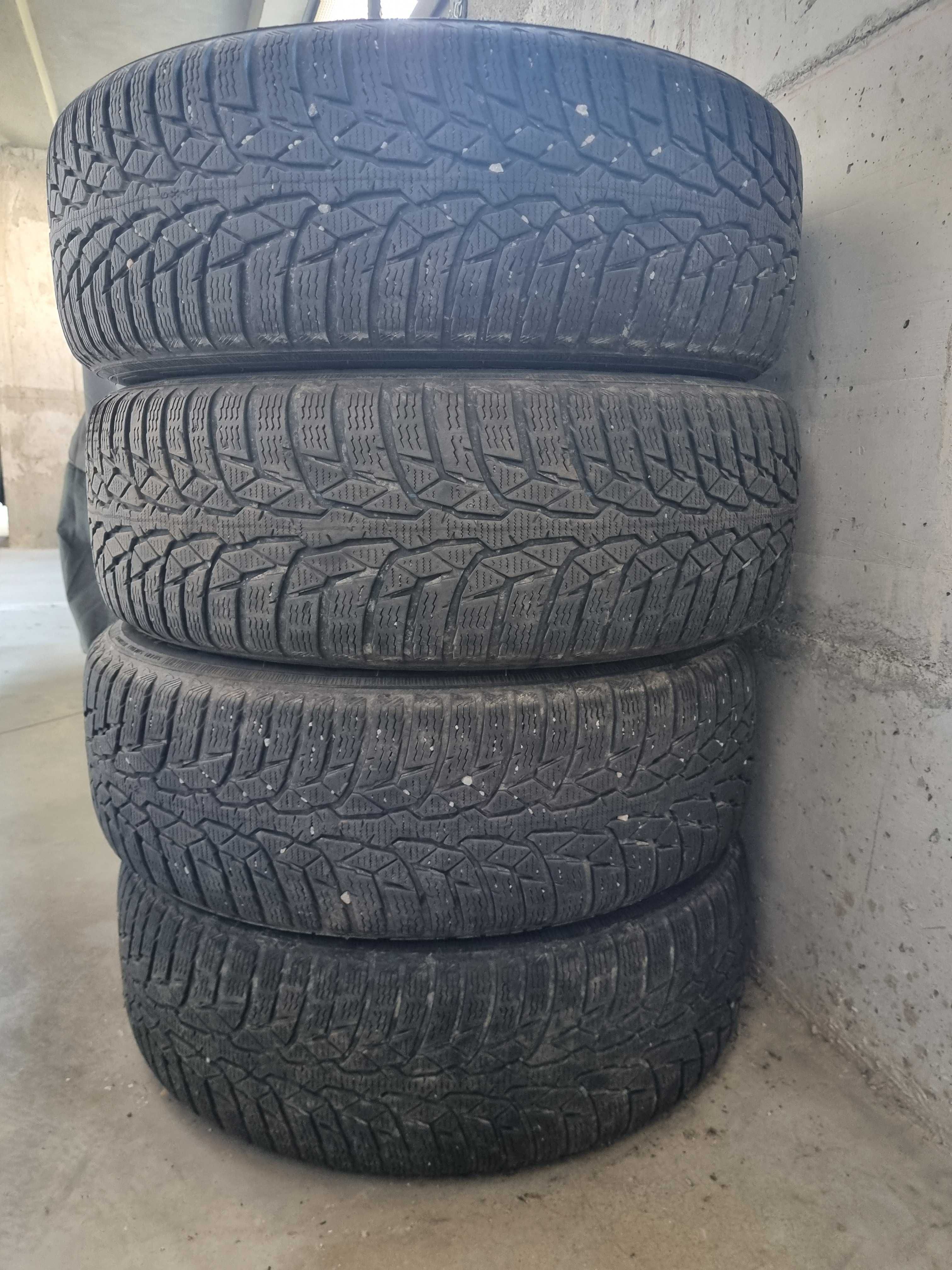 Jante Golf 5 cu cauciucuri Nokian M+S R15