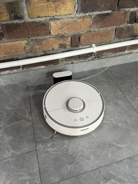 Продам робот пылесос