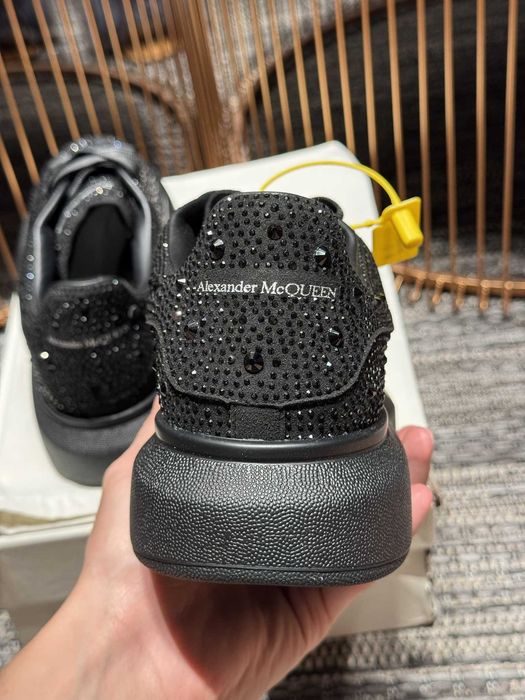 Alexander McQueen Black Stones Мъжки Обувки 43EUR + Кутия