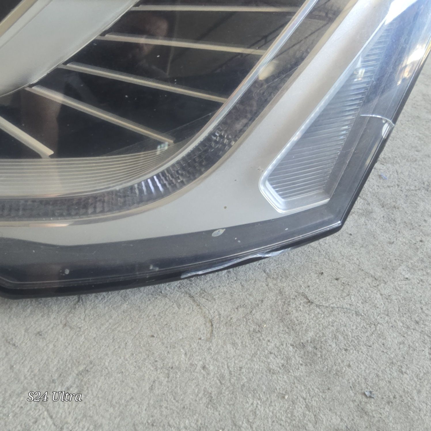 Audi A8 4H0941035 D4 фейслифт матричен ляв фар