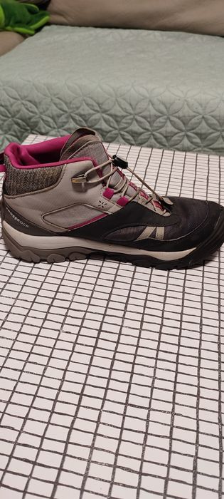 Tуристически обувки, р-р 36