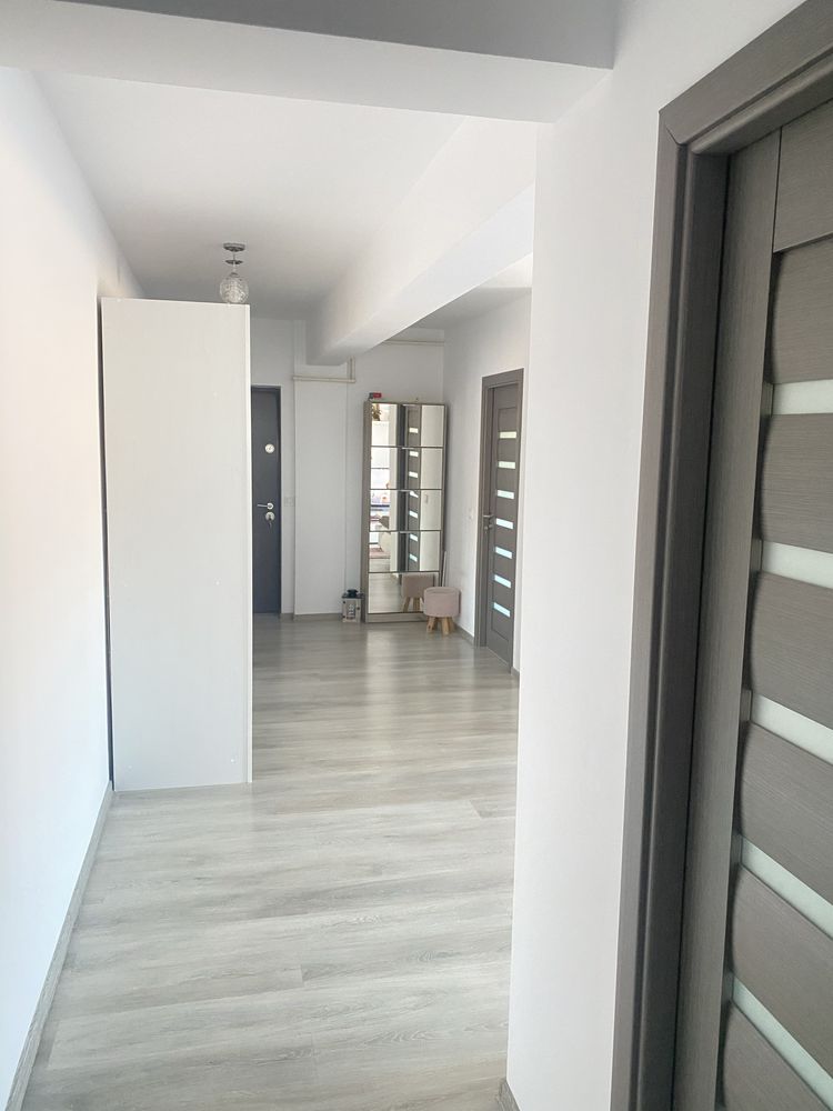 Se vinde apartament 61 m PROPRIETAR bloc nou gavana str Episcop Gr Leu