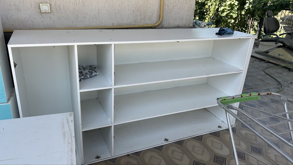 Продаю шкафы срочно