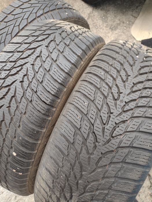 Перфектни 2бр.215/60/16 Nokian WRS dot2121