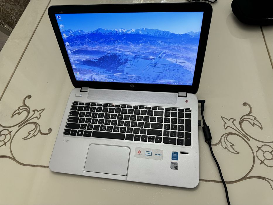 Продам ноутбук HP ENVY 15