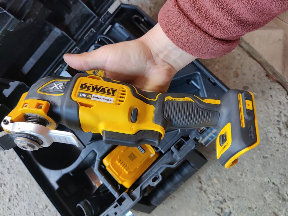 Dewalt DCS356 XR Brushless ca nou