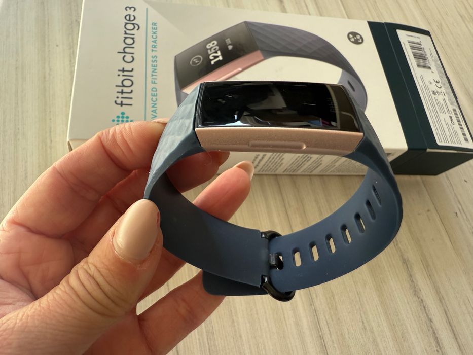 Fitbit Charge 3 smart watch