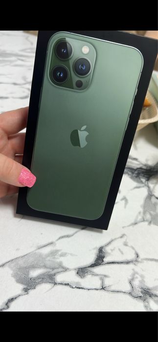 Продам айфон 13 про макс