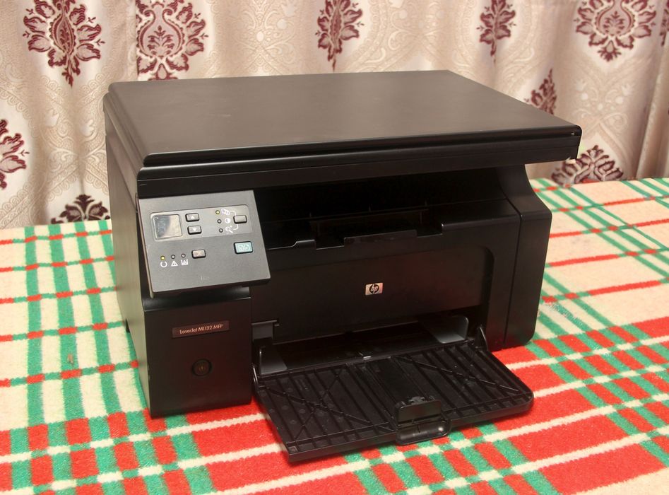 Продам принтер 3в1 МФУ HP