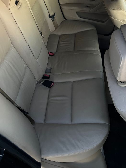 BMW Seria 5 E60 LCi/ 520d 2009/ 2.0d/ Bi-Xenon