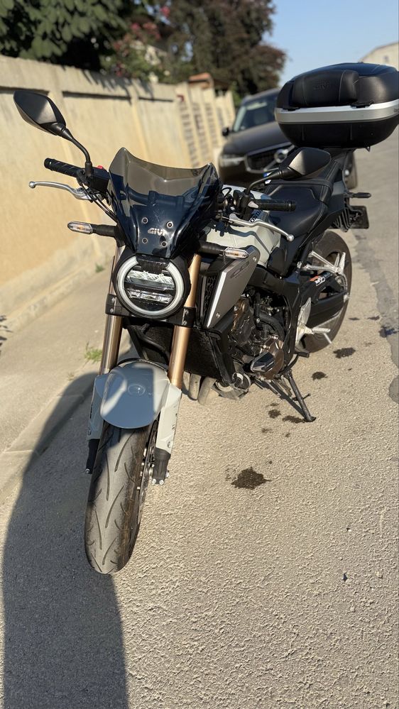 Honda CB 650R - 2021 - 3850km - primul proprietar