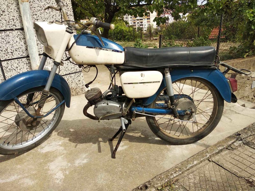 Продавам мотопед Балкан - 50