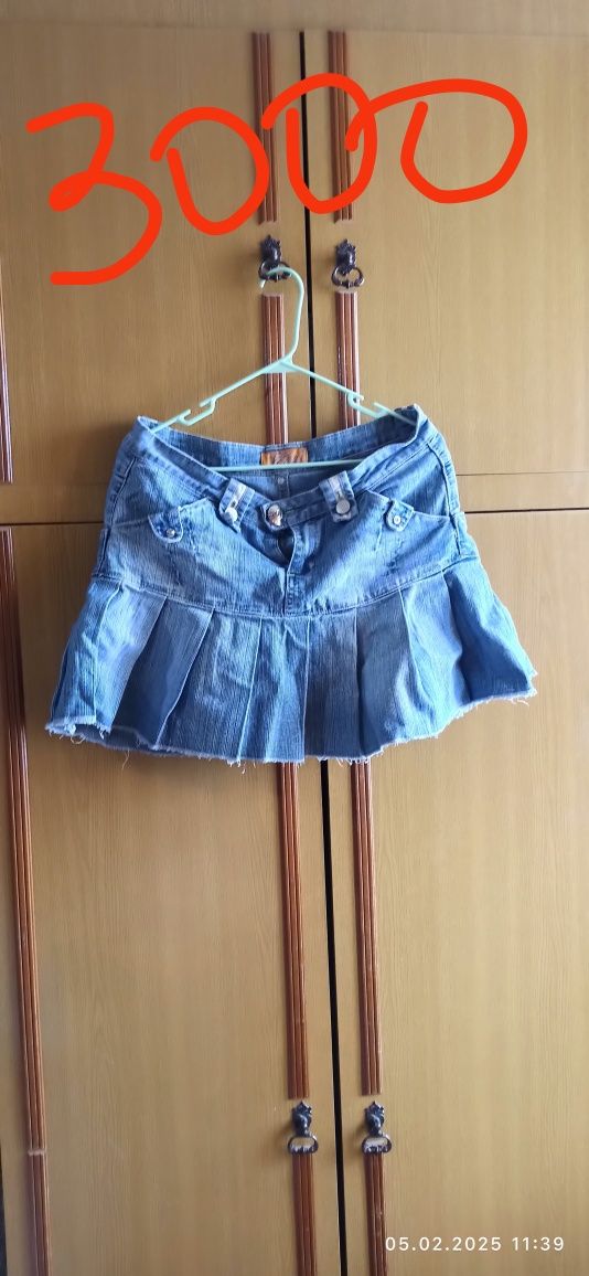 Продам женскую одежду