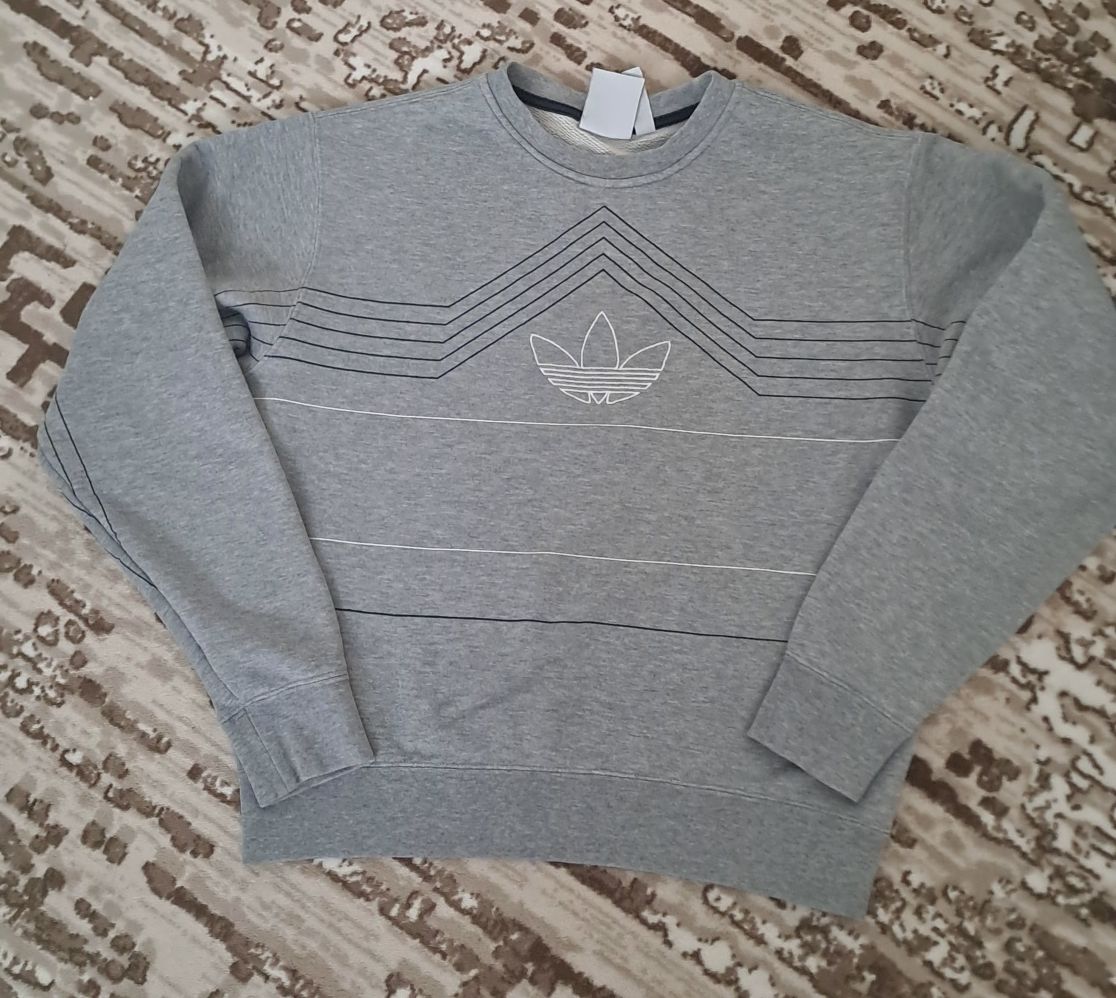 Дамски оригинален екип Adidas M размер